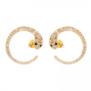 az európai és az amerikai határokon átnyúló új termék fülbevalók túlzott személyiség kígyó alakú fülbevaló mikro-inlaid cirkónium hip-hop C-alakú kígyó fülbevalók
